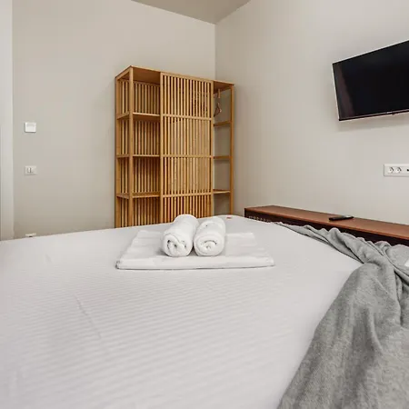 Serene Blue Vogh Apartment *